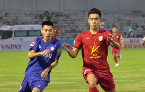 Hồng Lĩnh Hà Tĩnh hòa không bàn thắng trước SHB Đà Nẵng