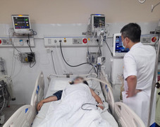 Người phụ nữ nguy kịch sau 30 phút ăn lá ngón