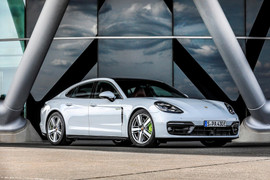 Porsche triệu hồi hàng trăm xe Panamera tại Việt Nam vì lỗi hệ thống sưởi