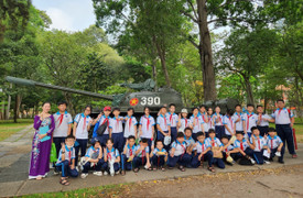 Học sinh tiểu học TP.HCM học lịch sử tại di tích lịch sử