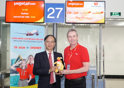 Toàn quyền Úc chúc mừng các đường bay thẳng của Vietjet đến Australia