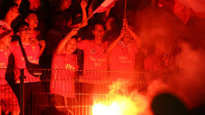 Ám ảnh pháo sáng ở sân Hàng Đẫy: Hà Nội FC bị phạt 360 triệu đồng trong 5 năm