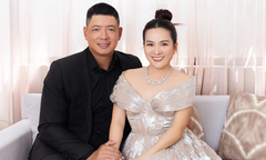 Hôn nhân ngọt ngào 15 năm của MC Bình Minh và vợ doanh nhân