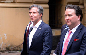 Ngoại trưởng Mỹ Antony Blinken dạo phố cổ Hà Nội, nghe nhạc jazz 