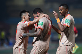 Lý do cảm động khiến cầu thủ CLB Công an Hà Nội bật khóc sau khi ghi bàn