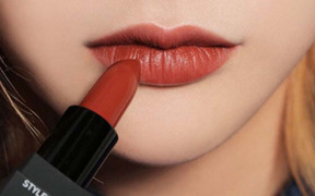 Những món đồ làm đẹp không thể thiếu trong túi xách của chị em