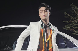 Xuất hiện clip ca sĩ TiTi nhóm HKT gặp tai nạn ngay khi đang biểu diễn