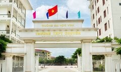 Nữ sinh lớp 10 trường THPT chuyên Đại học Vinh tự tử