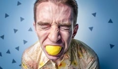 Miệng bị chua là biểu hiện của bệnh gì?