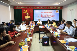 Tạp chí Gia đình Việt Nam phát động cuộc thi viết 'Cha và Con gái'