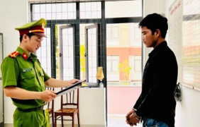 Phú Yên: Nghịch tử đánh cha ruột vì bị mắng suốt ngày ăn nhậu