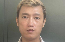 Khởi tố tài xế ô tô drift trước Nhà hát lớn Hà Nội