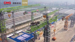 Trung Quốc xuất xưởng cần trục tháp lớn nhất thế giới