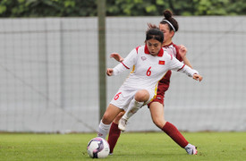 U17 nữ Việt Nam thắng đậm U17 nữ Palestine