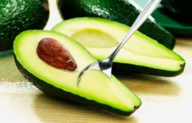 Những người không nên ăn bơ