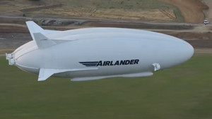 Cận cảnh máy bay lai khinh khí cầu lớn nhất thế giới