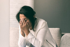 Dịp nghỉ 30/4 không về quê là bất hiếu với bố mẹ sao?