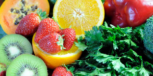 Chống nắng 'từ bên trong' cho da bằng những thực phẩm dễ tìm, giá rẻ