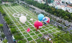 Rực rỡ ngày hội khinh khí cầu tại Bình Định