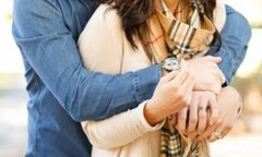 Tưởng yêu đến chết nên đồng ý cho bạn trai khắc tên lên bia mộ, cô gái trả giá