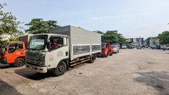 Hết cảnh tài xế chen lấn giành phiếu hẹn đăng kiểm xe ở TP.HCM