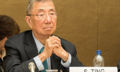 Nữ giáo sư có con đạt giải Nobel với phương pháp giáo dục 'đừng cố đạt điểm 10' 