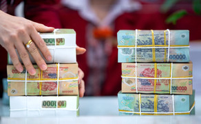 Lãi suất ngân hàng ngày 26/4: Lãi suất huy động tiếp tục giảm