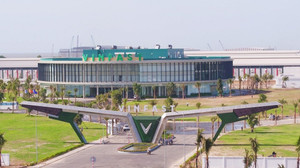 Ông Phạm Nhật Vượng hiến tặng 1 tỷ USD cho VinFast 