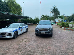 Phạt 5 triệu đồng tài xế xe bán tải dán băng dính, sửa biển số để né phạt nguội