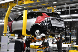 Bộ Tài chính: Ngân sách giảm 8-15 nghìn tỷ nếu giảm 50% phí trước bạ ô tô