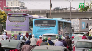 Hà Nội ùn tắc trong ngày đầu nghỉ lễ