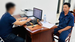 Bắt kẻ giật dây chuyền ở Bình Dương