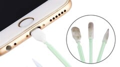 3 cách vệ sinh cổng sạc iPhone nhanh, dễ làm