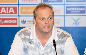 HLV U22 Lào: Ông Park Hang Seo để lại cái bóng quá lớn cho người kế nhiệm