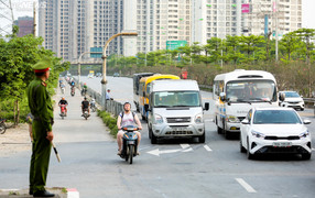 Đường về Thủ đô sau lễ: Cao tốc thông thoáng lạ thường, nội đô ùn ứ cục bộ