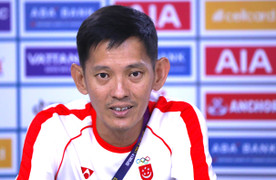 HLV U22 Singapore chỉ rõ khác biệt giữa U22 Việt Nam và U22 Thái Lan