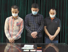 Bắt giữ nhóm cộng tác viên tạp chí tống tiền chủ tịch phường ở Hà Nội