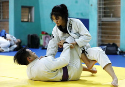 SEA Games 32 trao huy chương đầu tiên: Đoàn Việt Nam có hy vọng tranh vàng