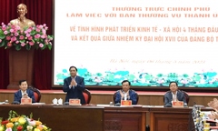 Thủ tướng Phạm Minh Chính làm việc với lãnh đạo Thành phố Hà Nội