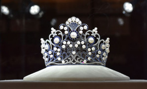 'Hoa hậu giàu nhất showbiz Việt', từng đóng vai gái nghiện là ai?