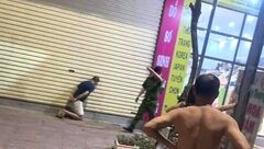 Khởi tố 'yêu râu xanh' cầm dao đe doạ, đòi hiếp dâm chủ cửa hàng thời trang