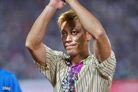 Keisuke Honda chia tay bóng đá Campuchia: Có ước mơ, hãy theo đuổi đến cùng