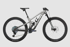 Chiếc xe đạp giá hơn nửa tỷ đồng của Nguyễn Quốc Cường có gì đặc biệt?