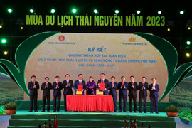 Vietnam Airlines ký kết hợp tác toàn diện với tỉnh Thái Nguyên