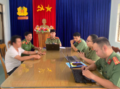 Lập nhóm báo chốt đo nồng độ cồn, người đàn ông ở Kon Tum bị lập biên bản