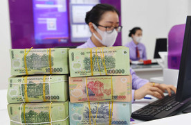 Ngân hàng tăng tốc chặng đua giảm lãi suất tiết kiệm