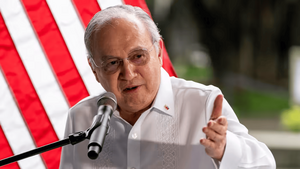 Đại sứ Philippines: Thiếu liên lạc Mỹ - Trung khiến 'thế giới rắc rối'