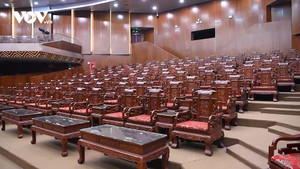 Cận cảnh 341 ghế Đồng Kỵ trong nhà hát quan họ Bắc Ninh 