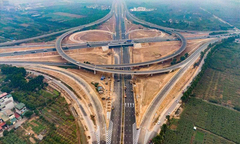 Thay thế kịp thời cán bộ yếu kém, gây nhũng nhiễu trong quản lý đầu tư công
