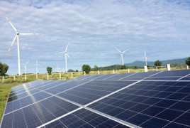 Đẩy nhanh cấp phép hoạt động các dự án điện gió, điện mặt trời đã hoàn thành